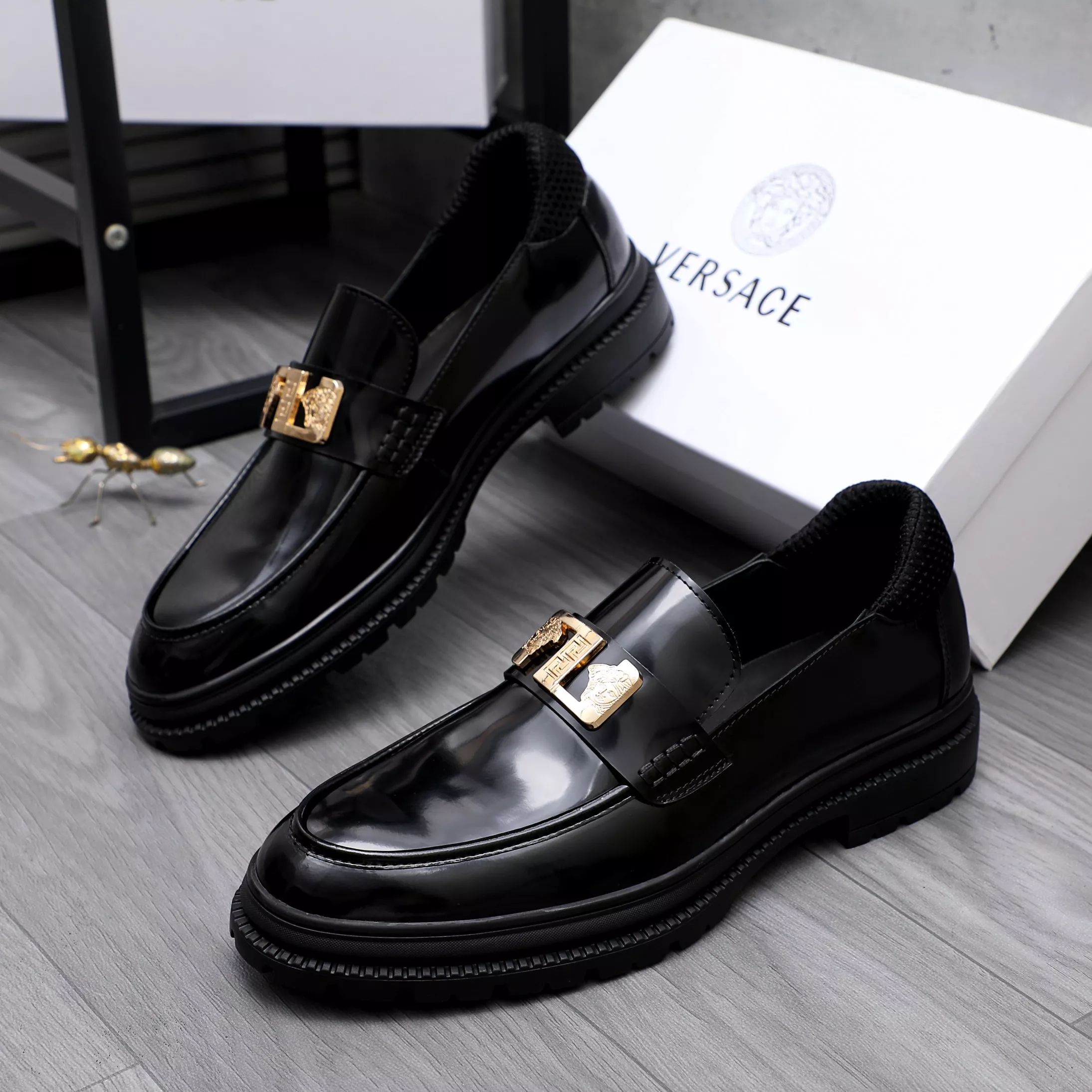 Versace Leather Shoes For Men DailyWear 7951