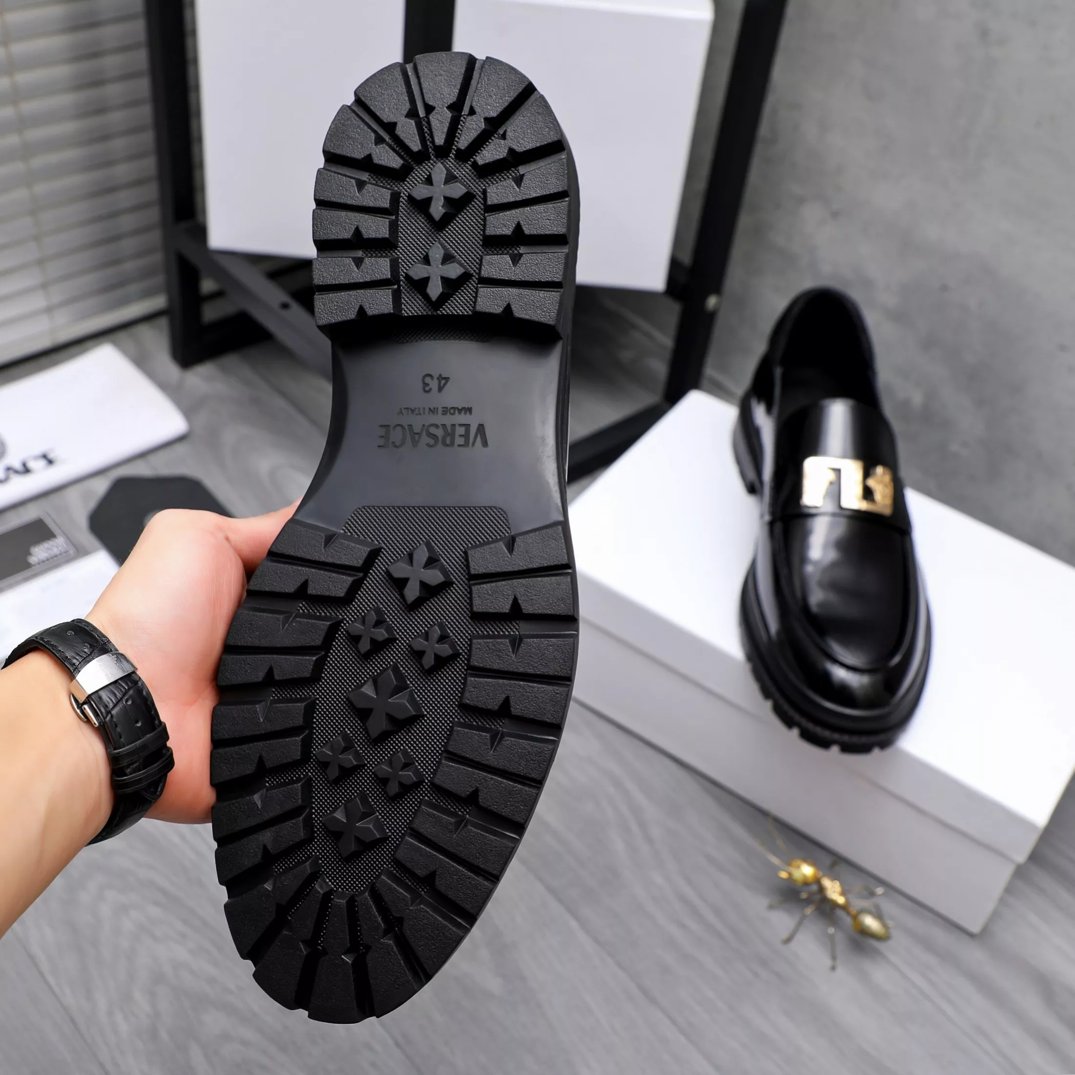 Versace Leather Shoes For Men DailyWear 7951