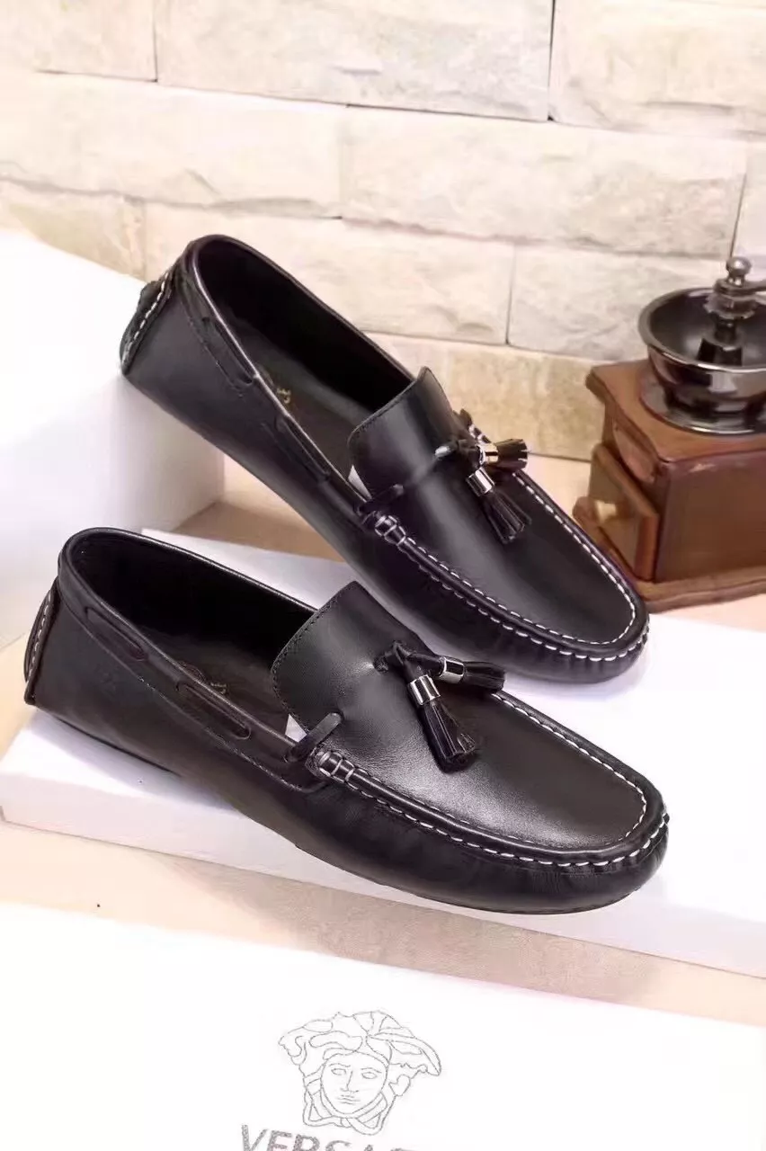 Versace Leather Shoes For Men Durable 4130