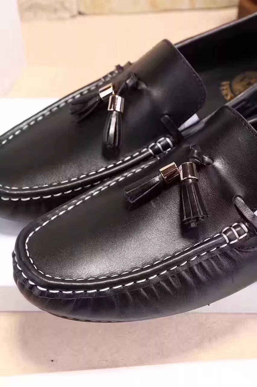 Versace Leather Shoes For Men Durable 4130