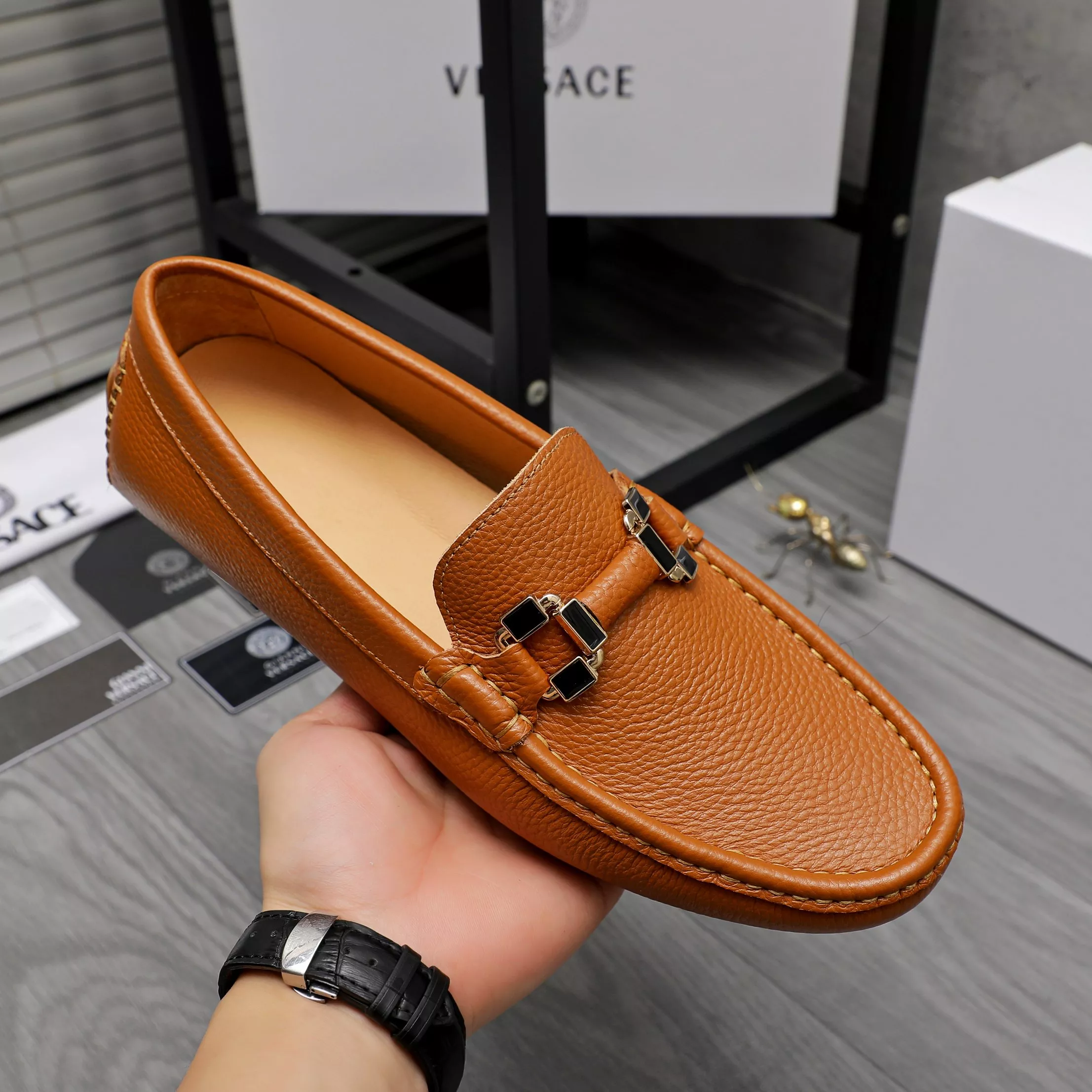 Versace Leather Shoes For Men EasyMatch 5504