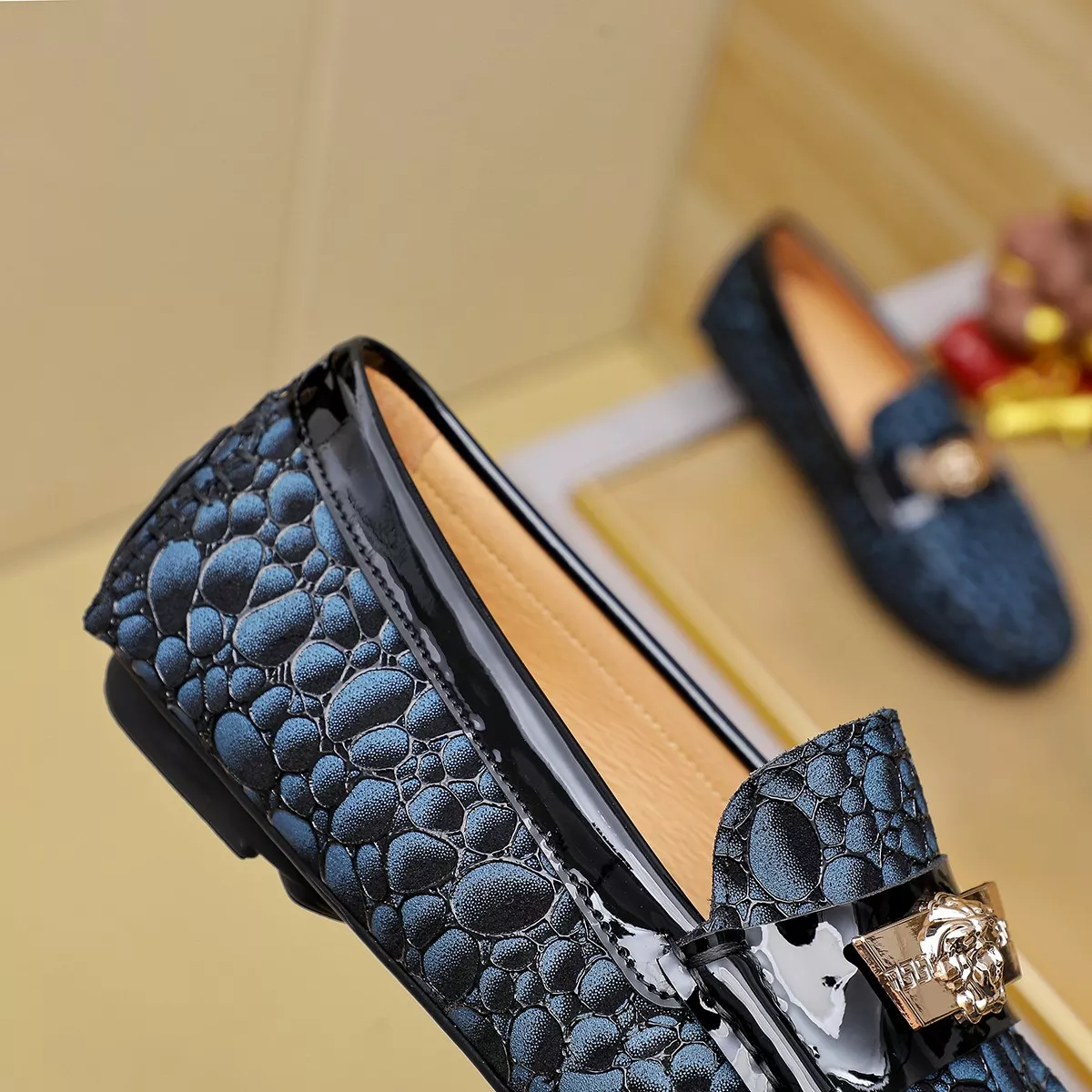 Versace Leather Shoes For Men EyeCatching 6566