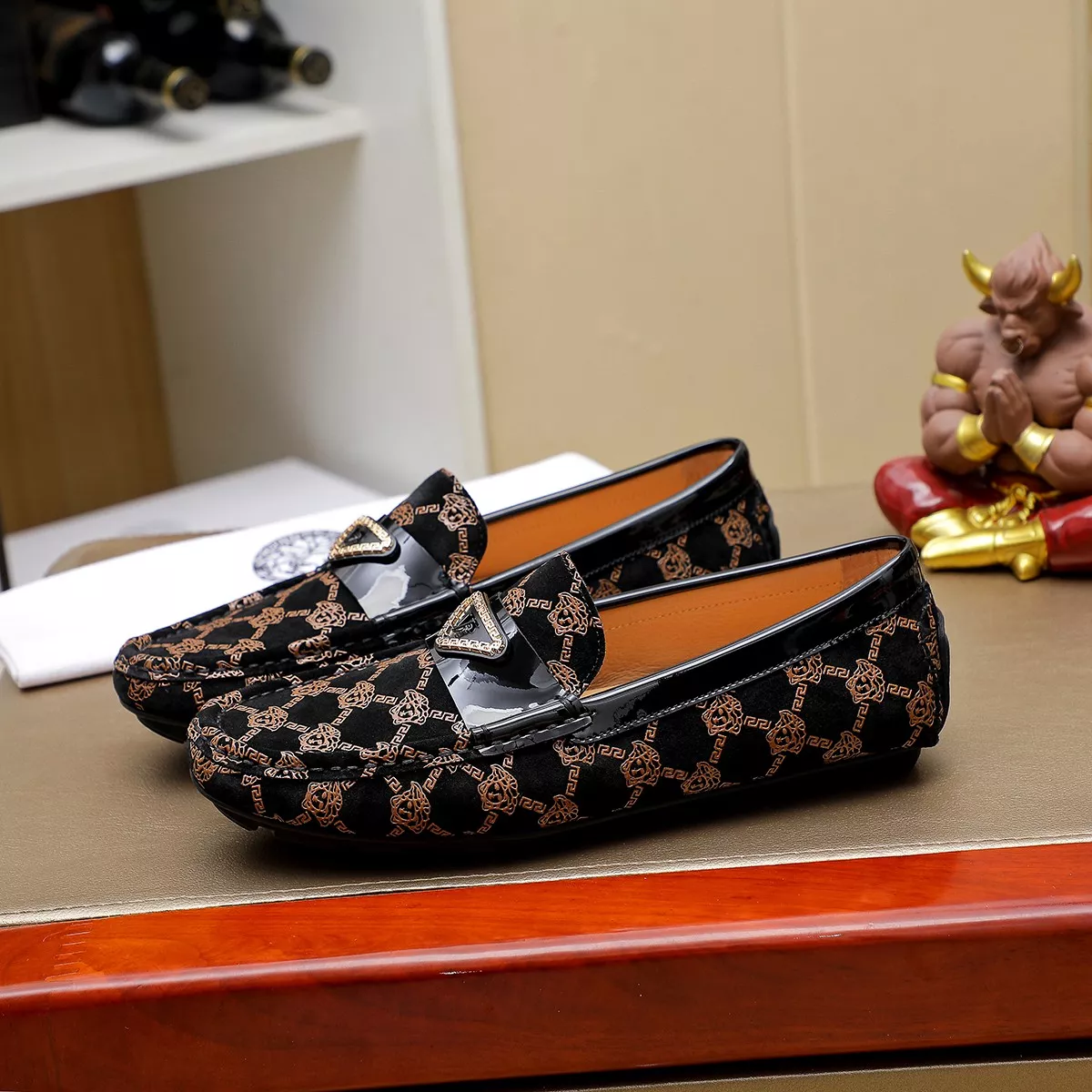 Versace Leather Shoes For Men HighQuality 4928