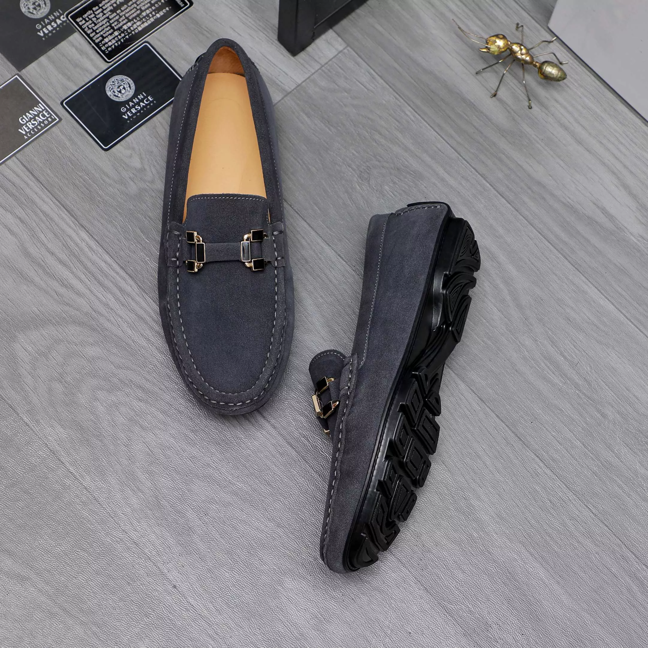 Versace Leather Shoes For Men Sleek 3799