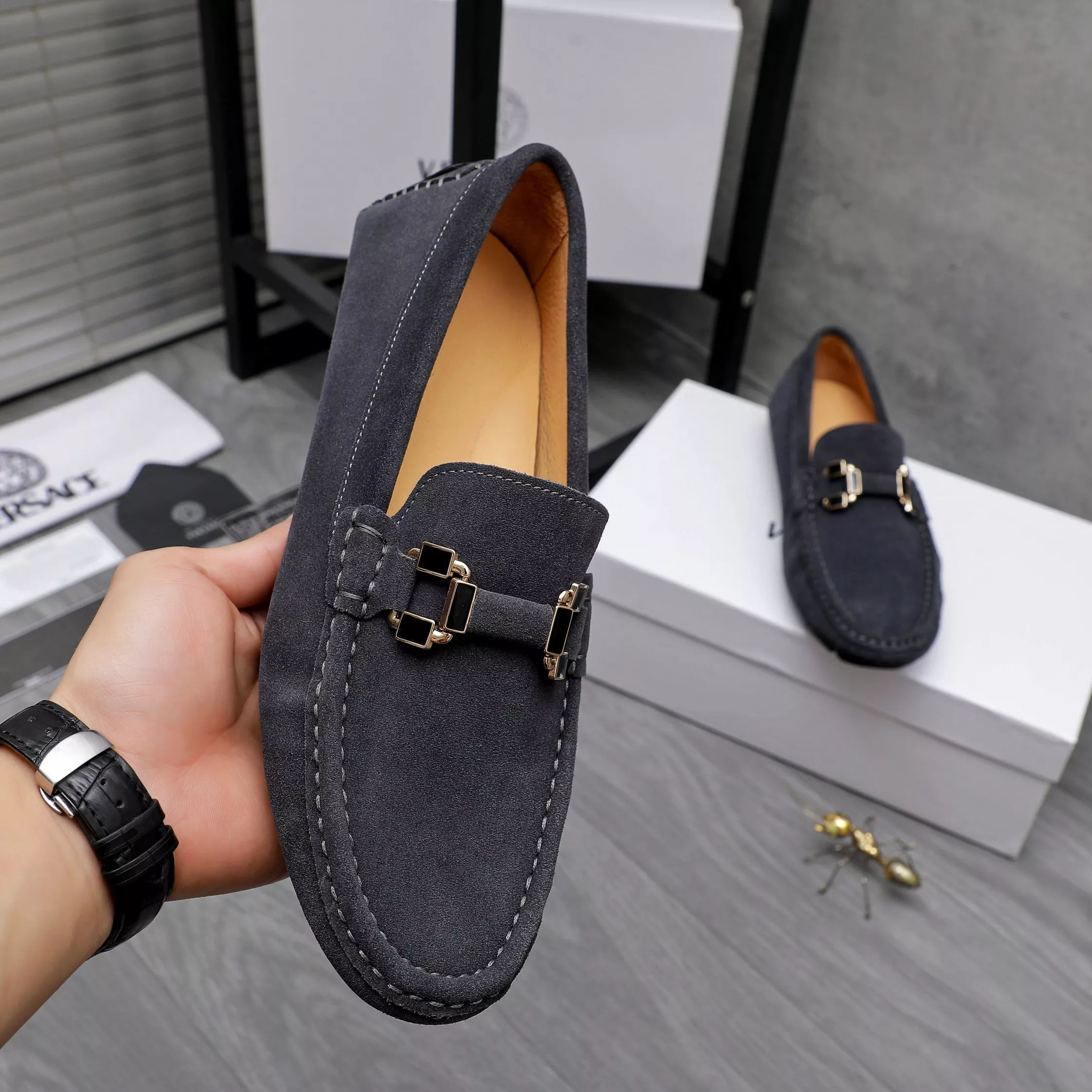 Versace Leather Shoes For Men Sleek 3799