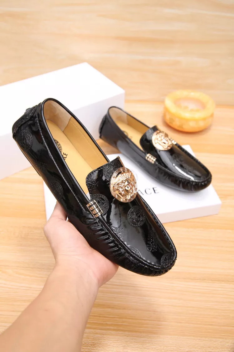 Versace Leather Shoes For Men Trendsetting 4853