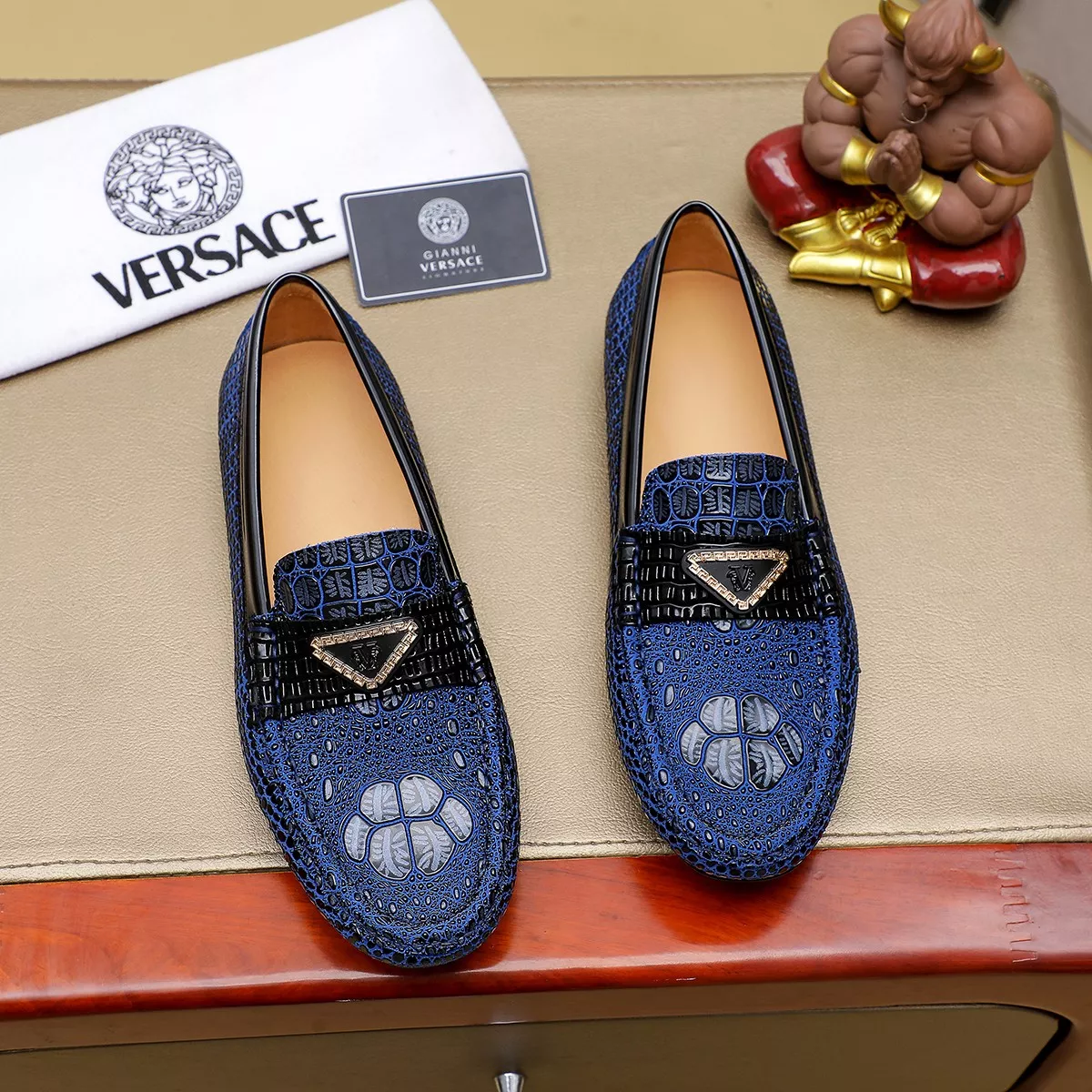 Versace Leather Shoes For Men Trendsetting 6642