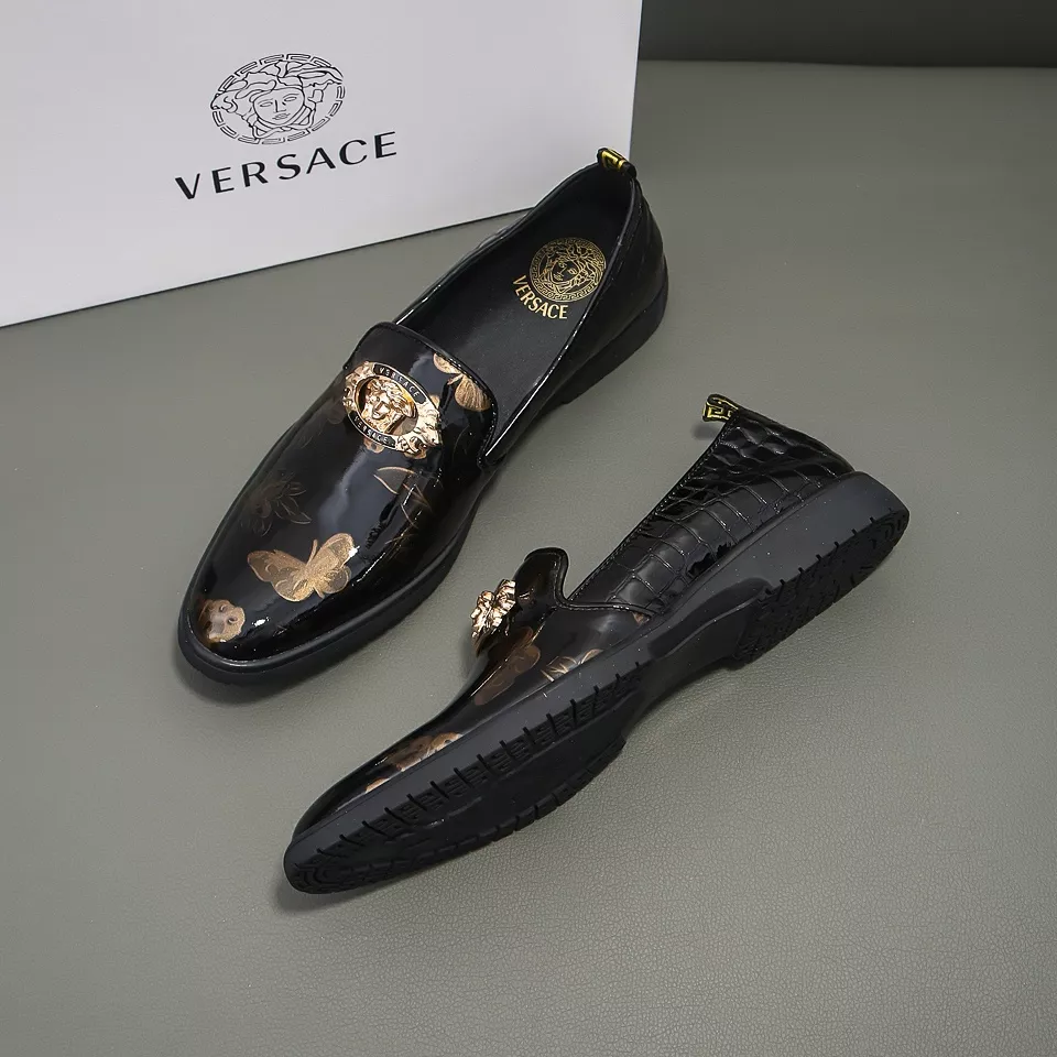 Versace Leather Shoes For Men Trendsetting 9230