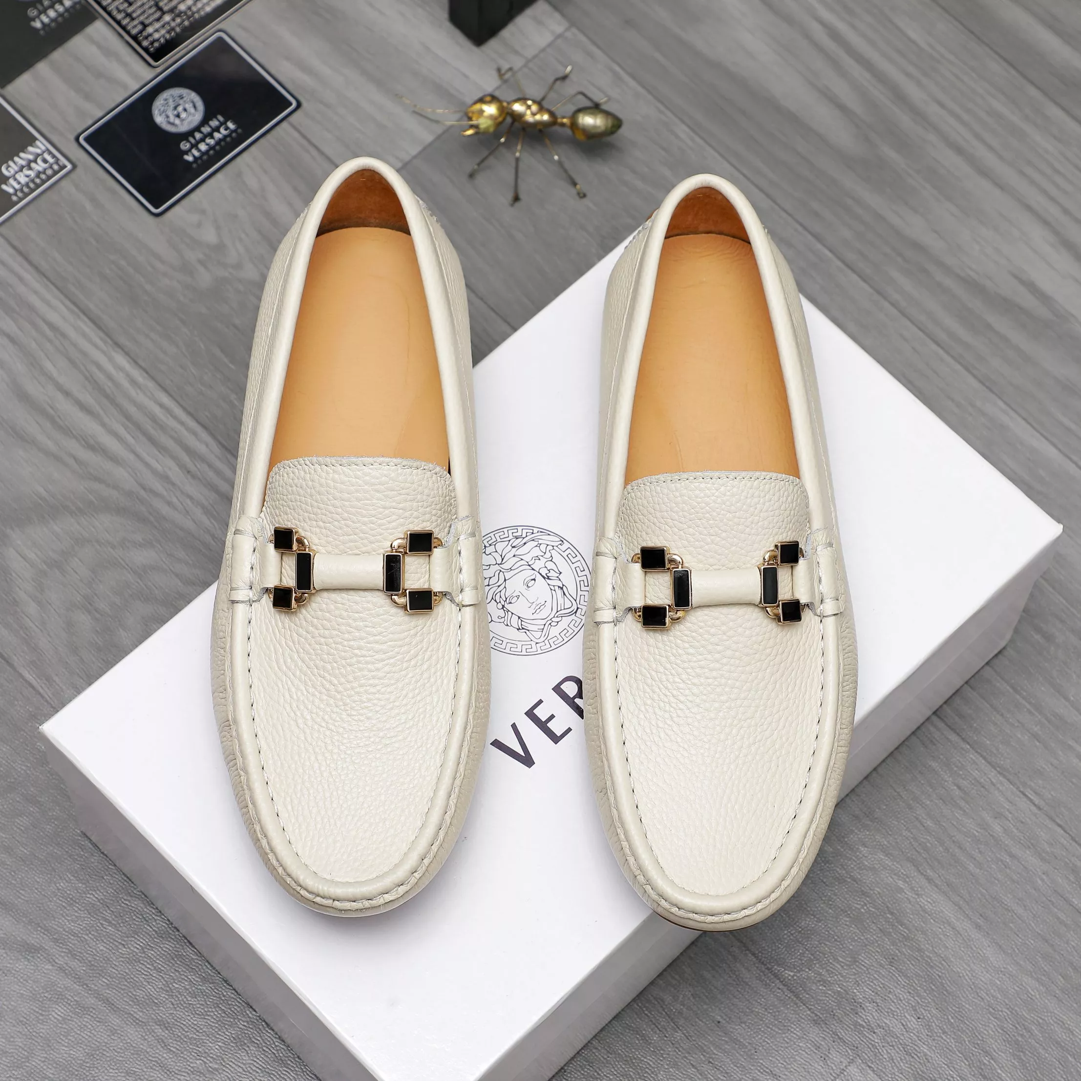 Versace Leather Shoes For Men Trendy 4941