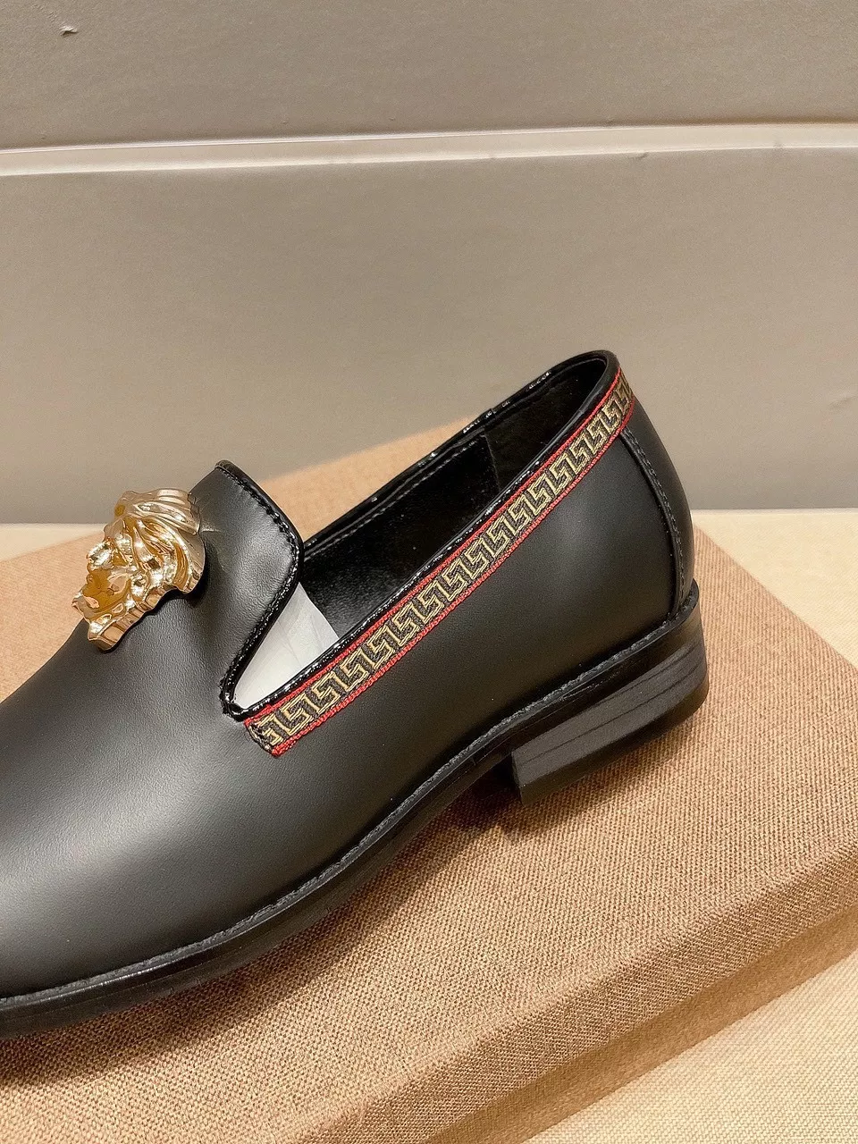 Versace Leather Shoes For Men UrbanStyle 4743