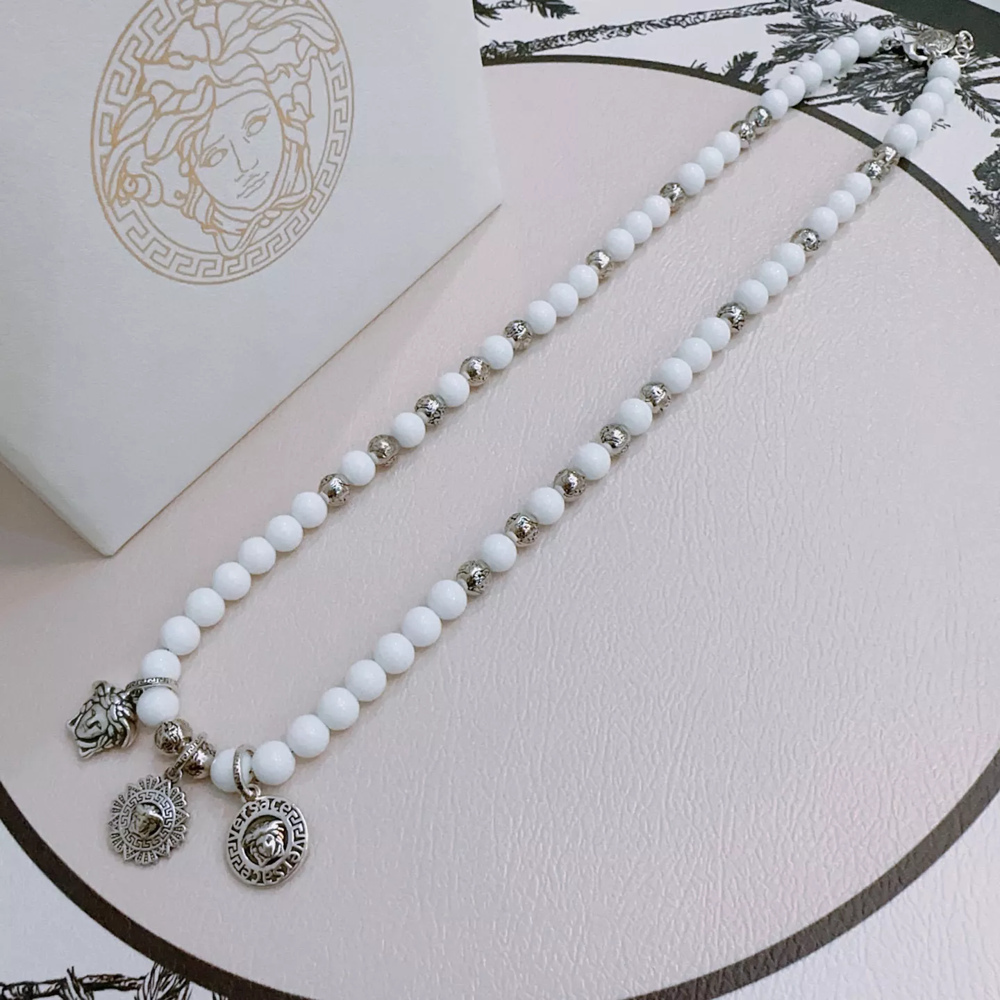 Versace Necklaces Durable 8608