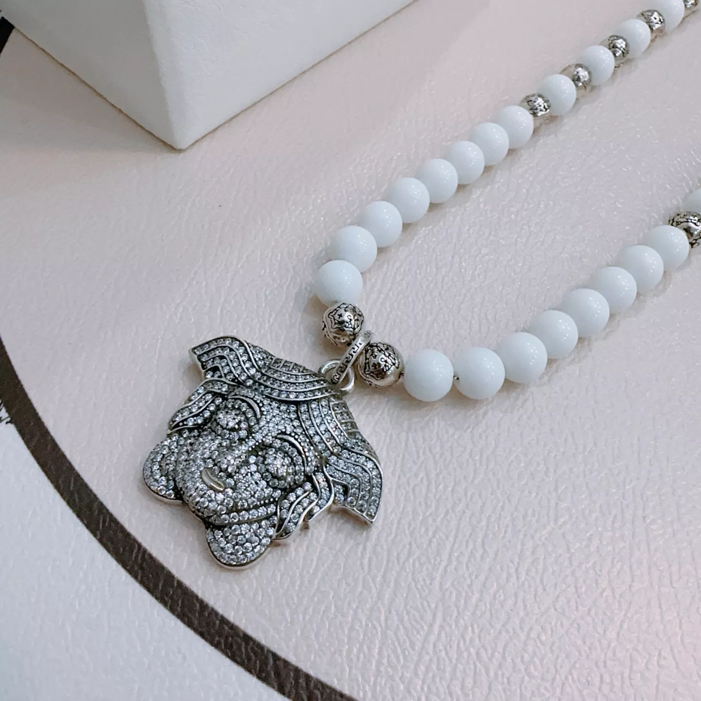 Versace Necklaces Practical 3361