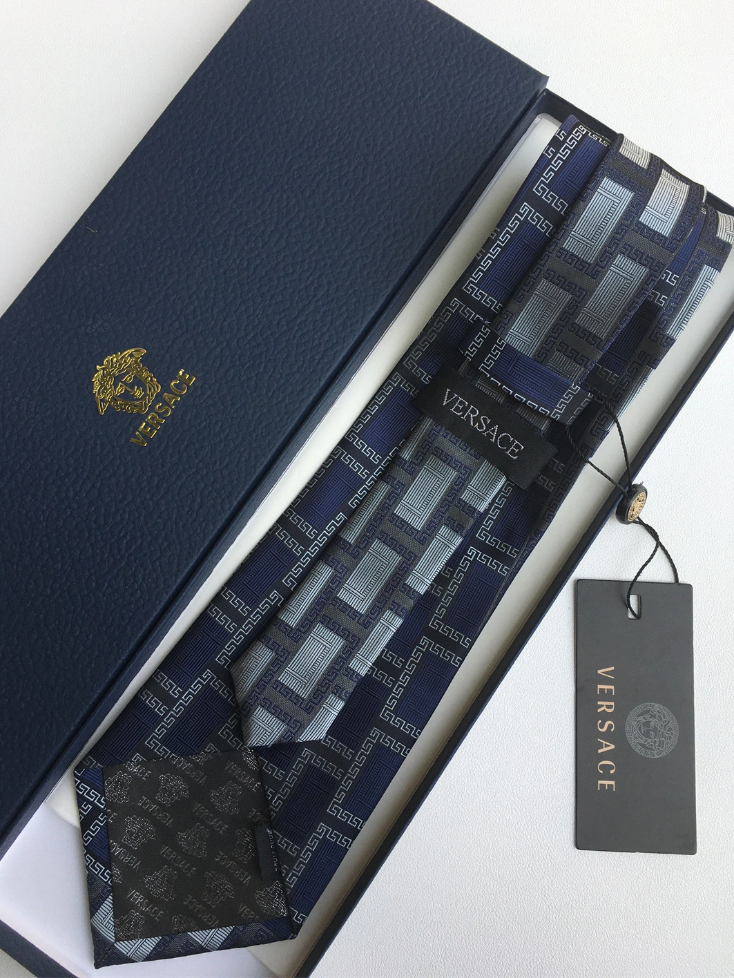 Versace Necktie For Men AllSeason 1223