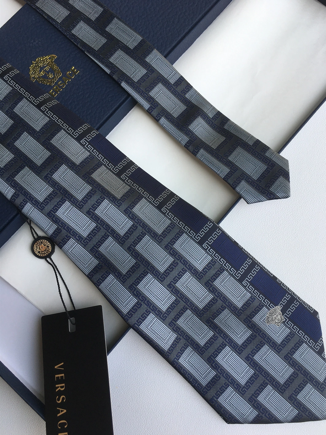 Versace Necktie For Men AllSeason 1223