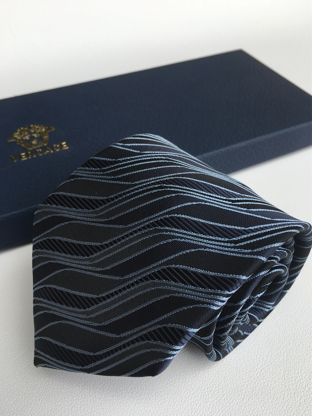Versace Necktie For Men Popular 6790