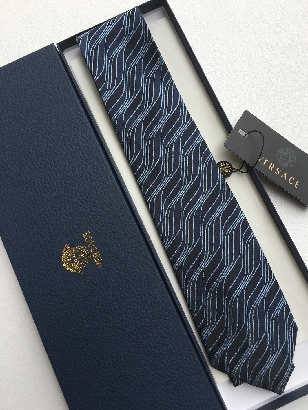 Versace Necktie For Men Popular 6790