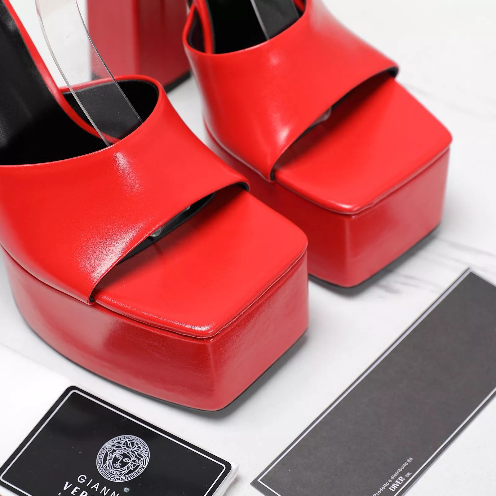 Versace Sandal For Women Comfortable 1000