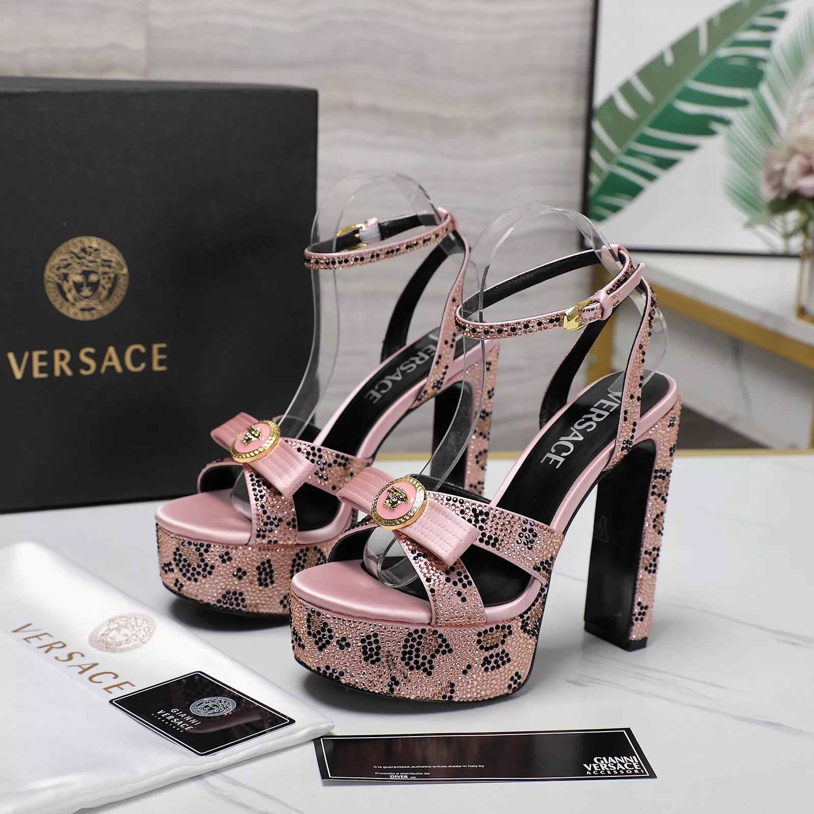 Versace Sandal For Women Fashionable 1151