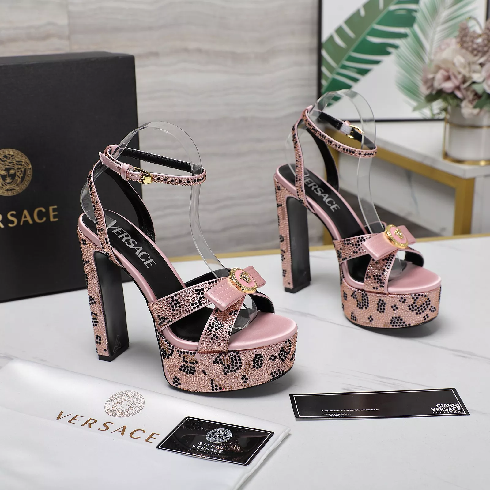 Versace Sandal For Women Fashionable 1151
