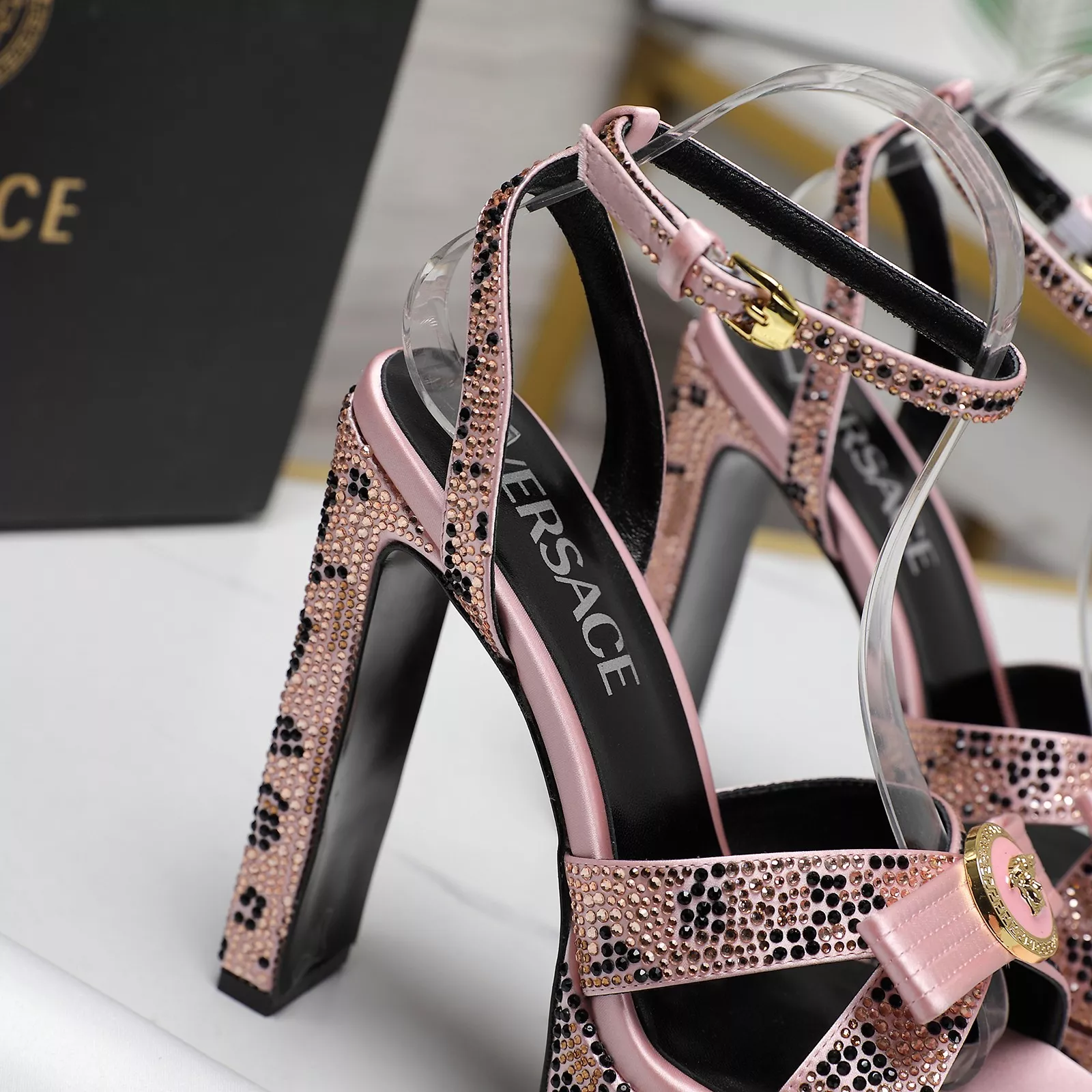 Versace Sandal For Women Fashionable 1151