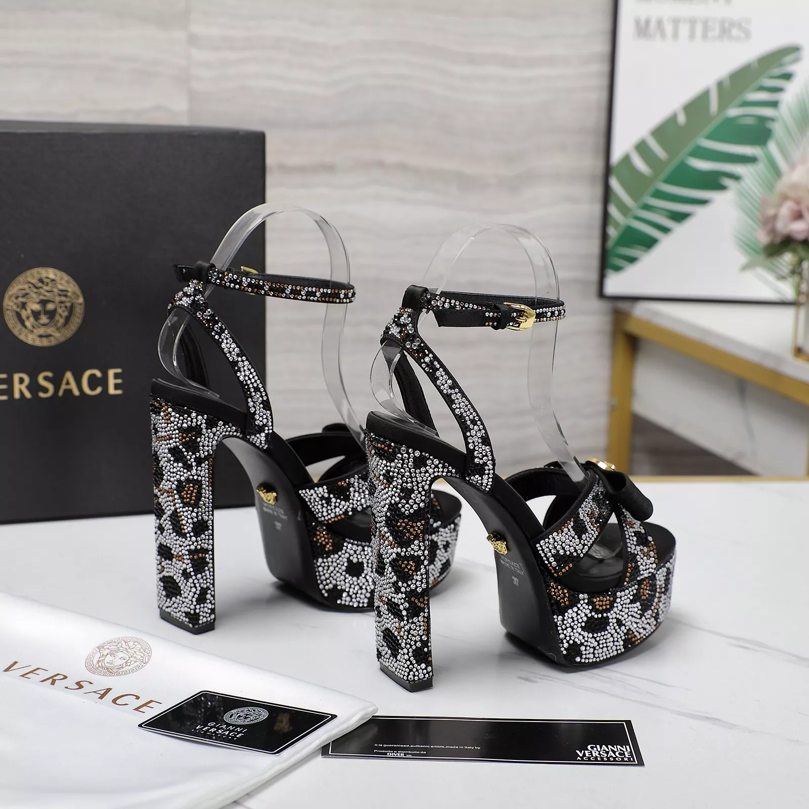 Versace Sandal For Women GoAnywhere 3059