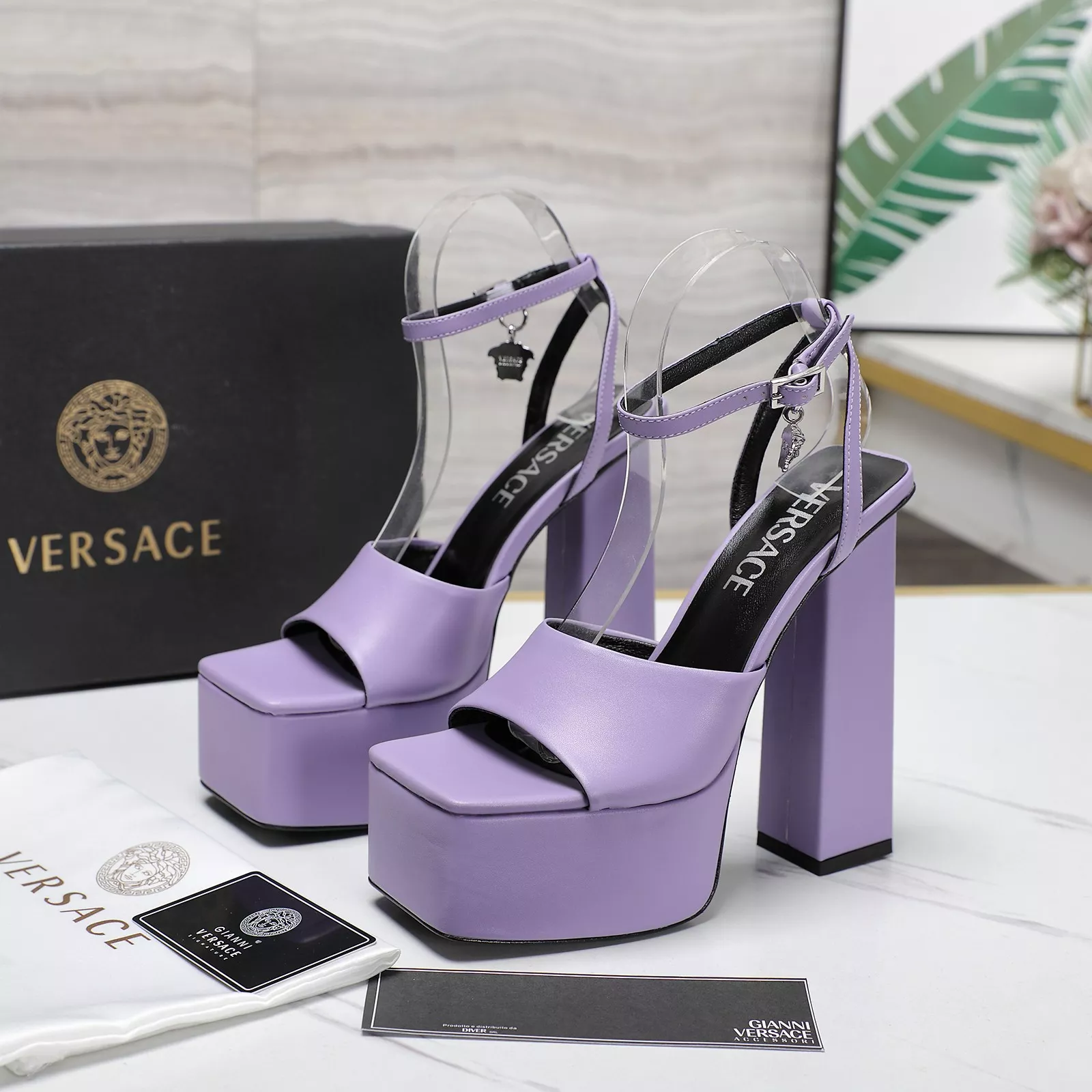 Versace Sandal For Women HighQuality 562