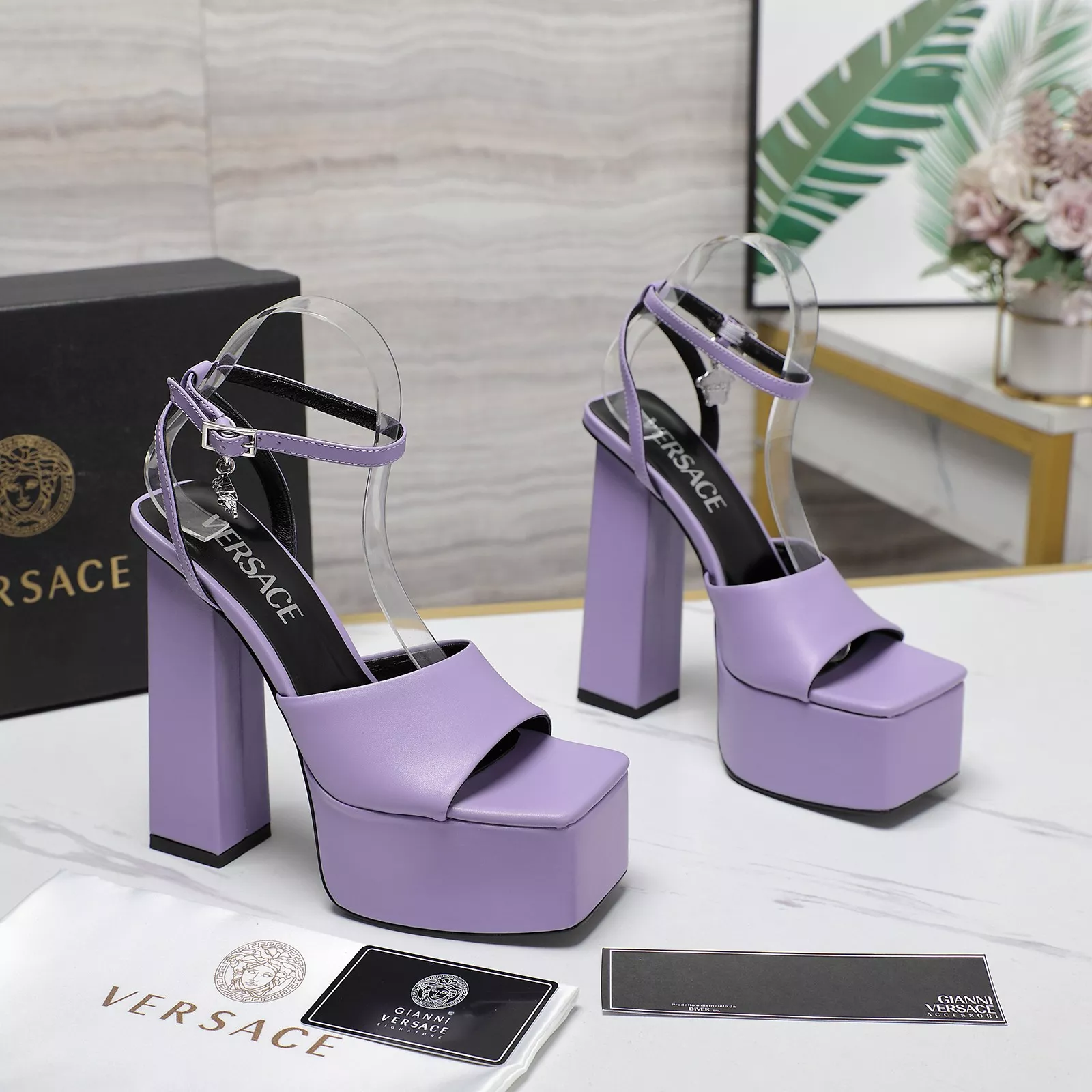 Versace Sandal For Women HighQuality 562