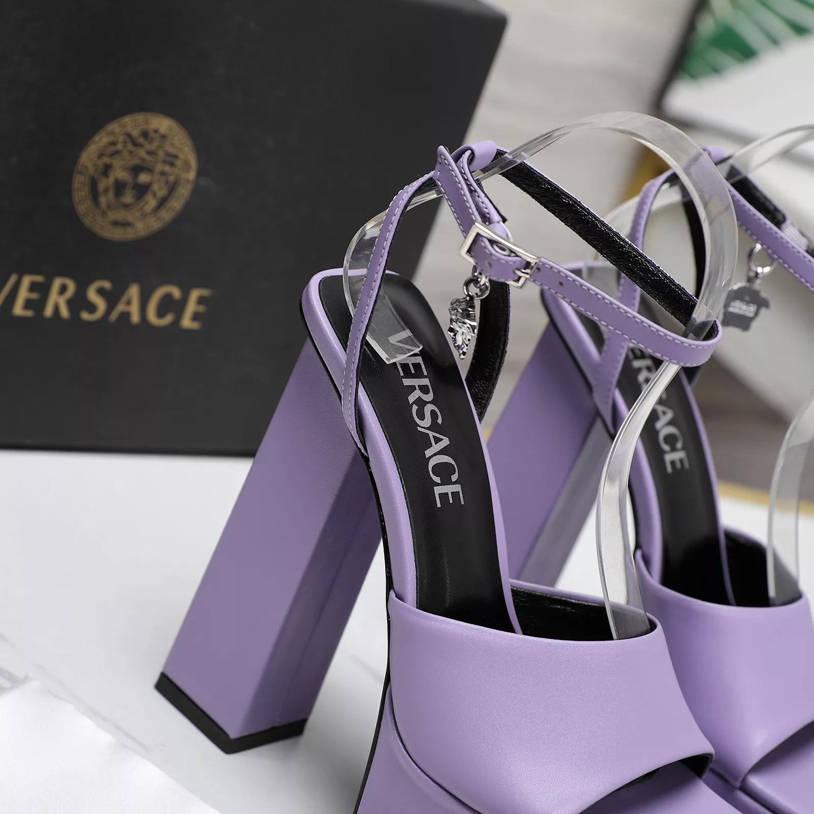 Versace Sandal For Women HighQuality 562