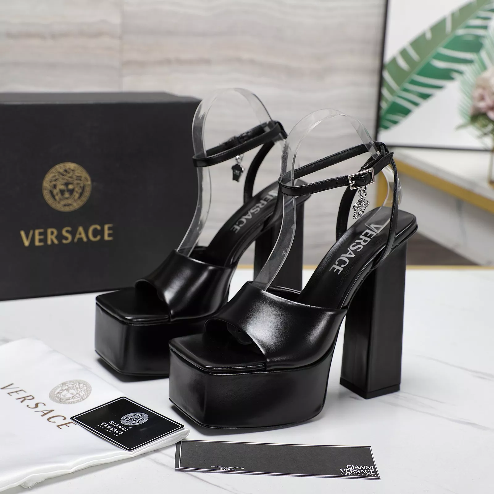 Versace Sandal For Women Stylish 2592