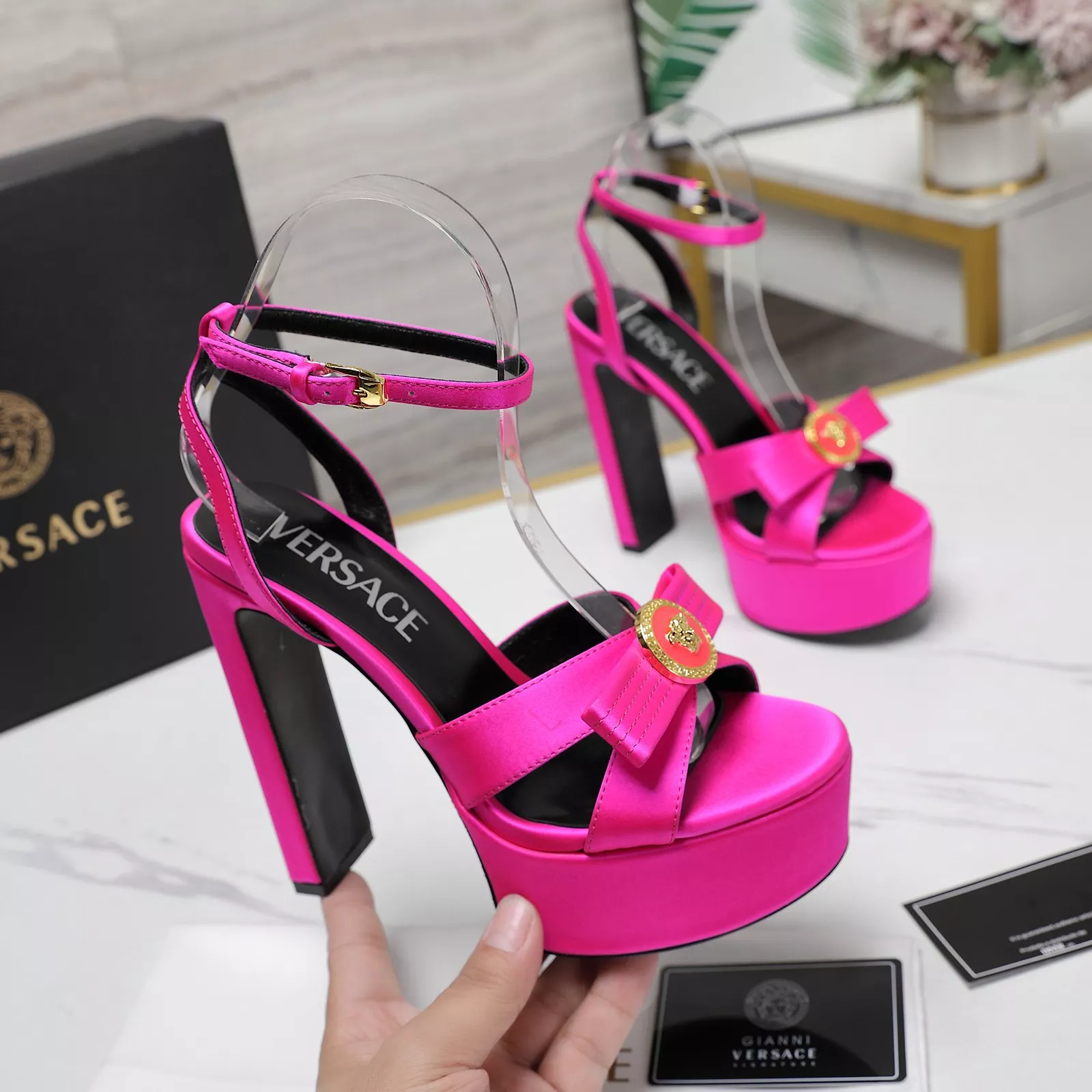 Versace Sandal For Women WellDesigned 7534