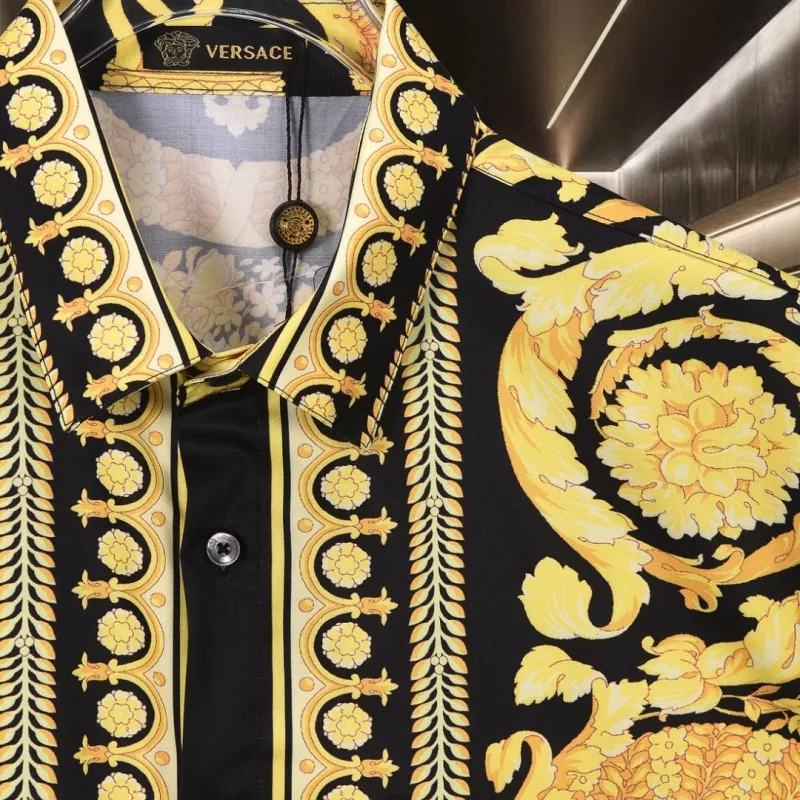 Versace Shirts Short Sleeved For Unisex Minimalist 3999