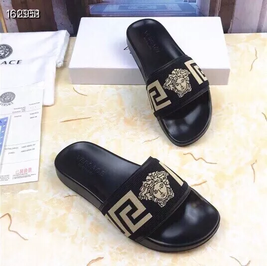 Versace Slippers For Men Bold 6643