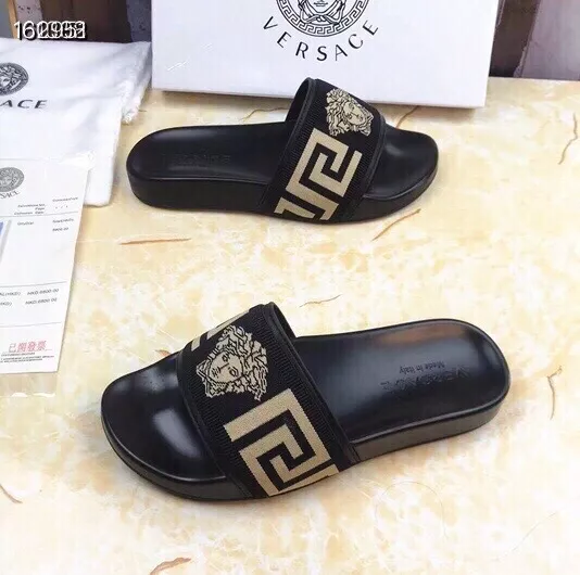 Versace Slippers For Men Bold 6643
