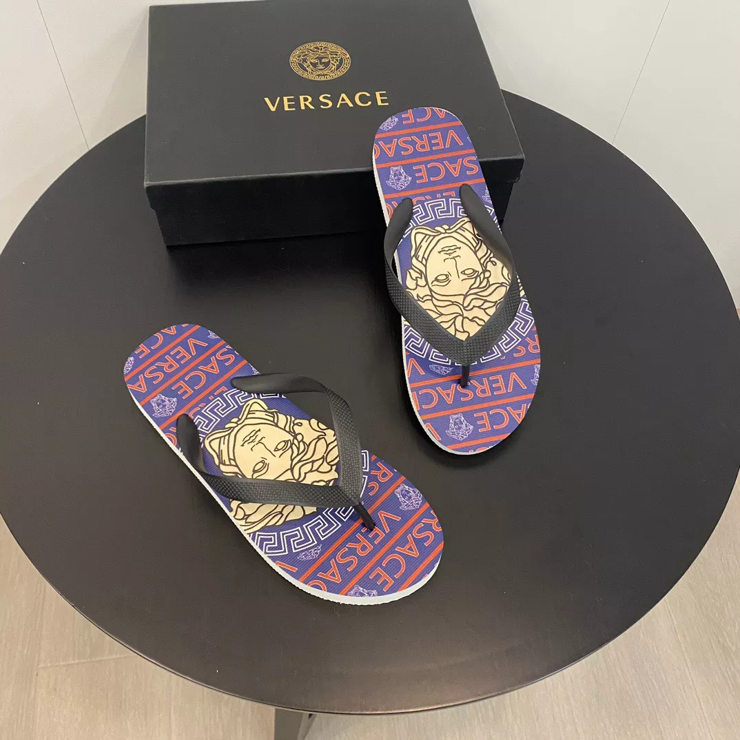 Versace Slippers For Men EasyMatch 9031
