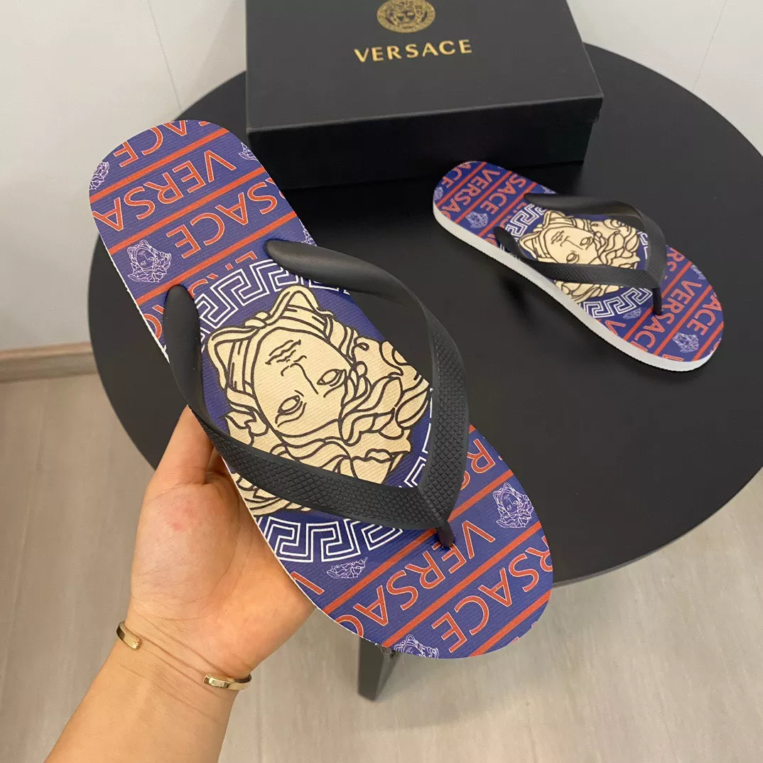 Versace Slippers For Men EasyMatch 9031