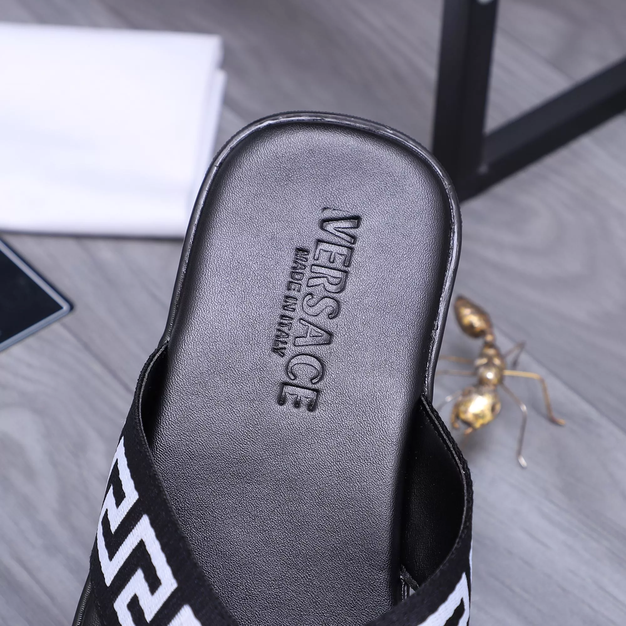 Versace Slippers For Men Flexible 931