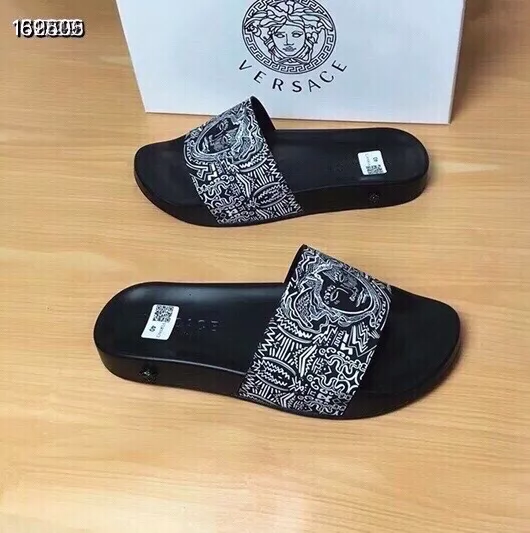 Versace Slippers For Men GoodFit 3114