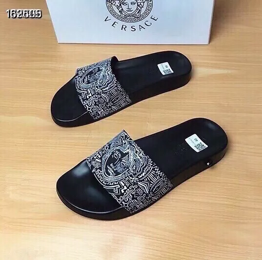 Versace Slippers For Men GoodFit 3114
