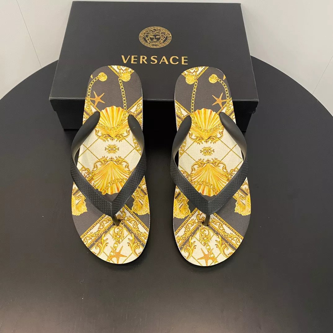 Versace Slippers For Men Sophisticated 4620