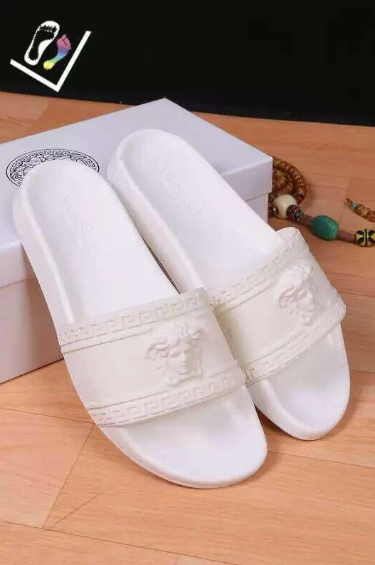 Versace Slippers For Men Trendsetting 4261
