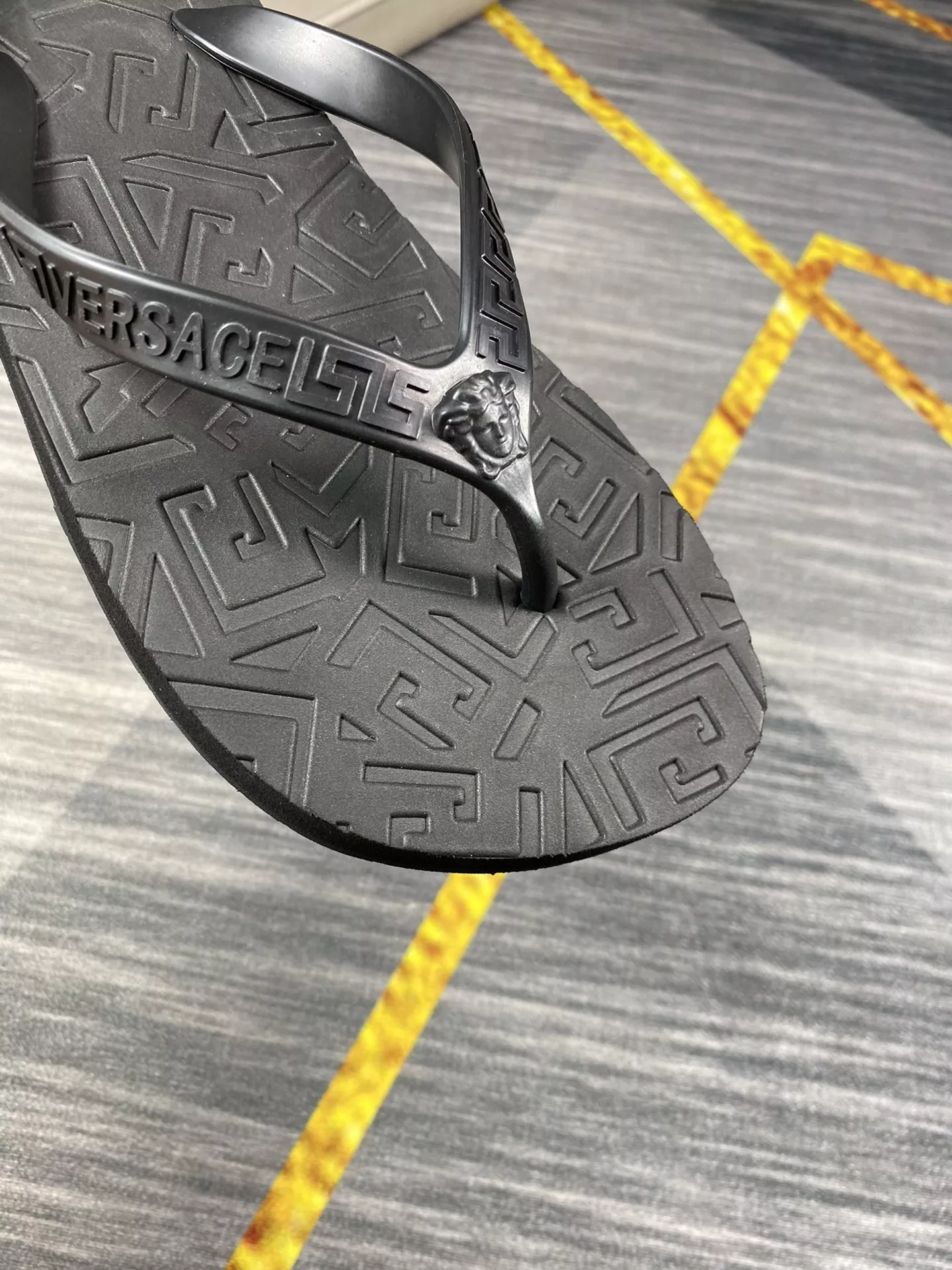 Versace Slippers For Men UrbanStyle 1239