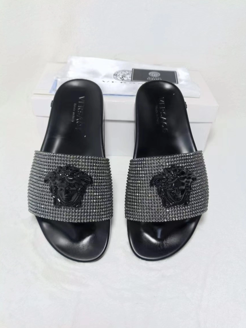 Versace Slippers For Men Vibrant 8148