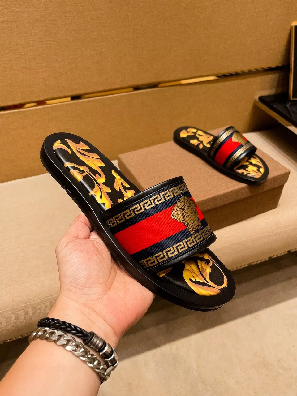 Versace Slippers For Men WellDesigned 5416