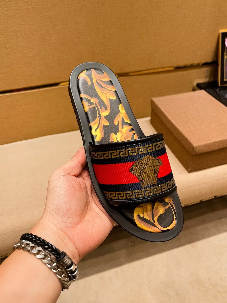 Versace Slippers For Men WellDesigned 5416