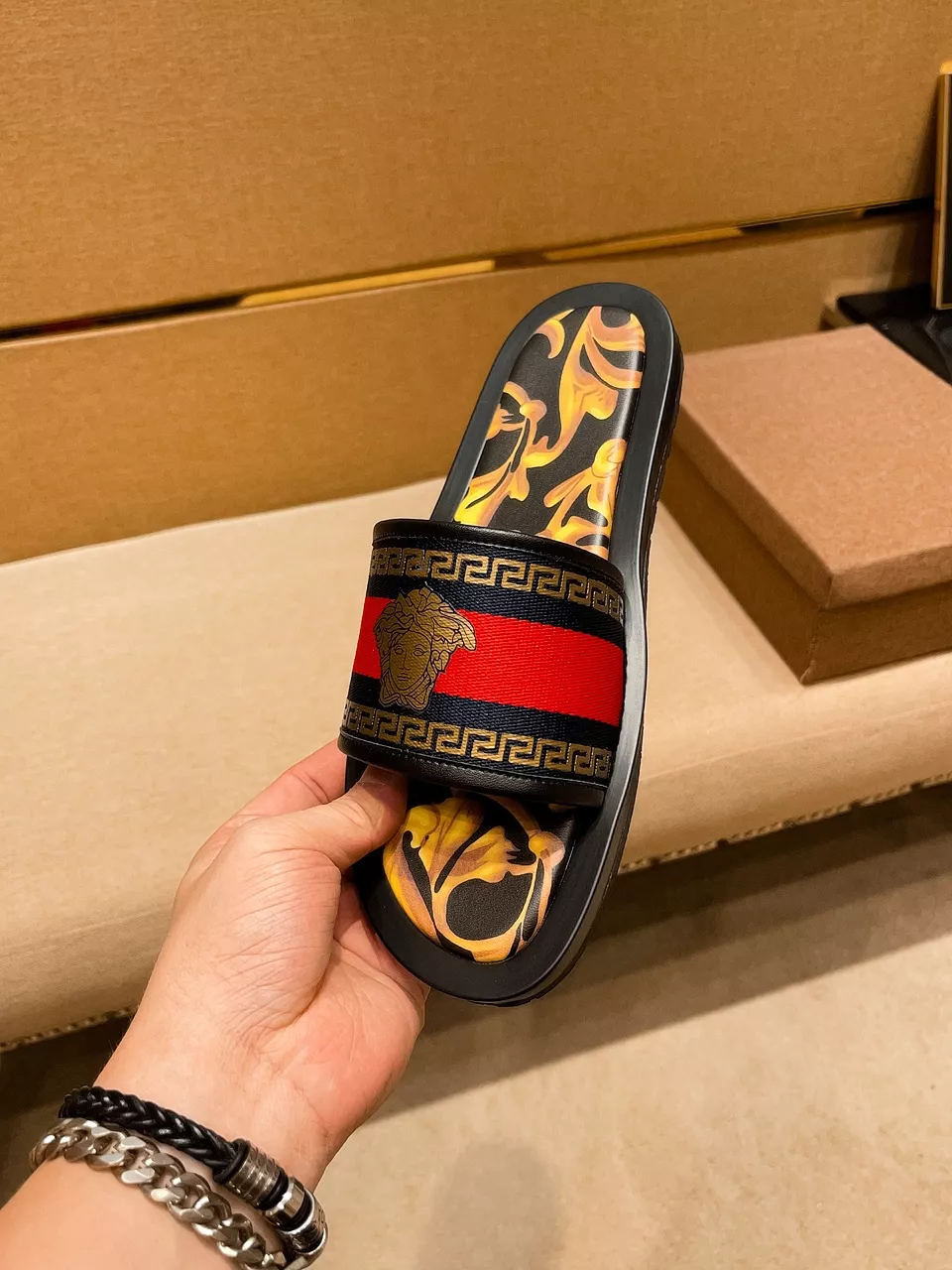 Versace Slippers For Men WellDesigned 5416