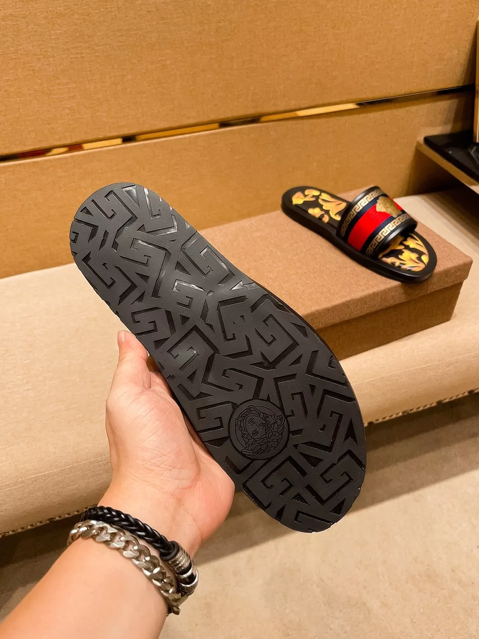 Versace Slippers For Men WellDesigned 5416