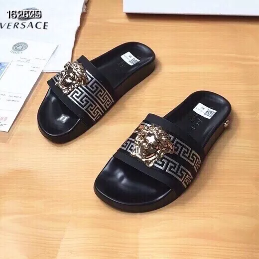 Versace Slippers For Women AllSeason 5512