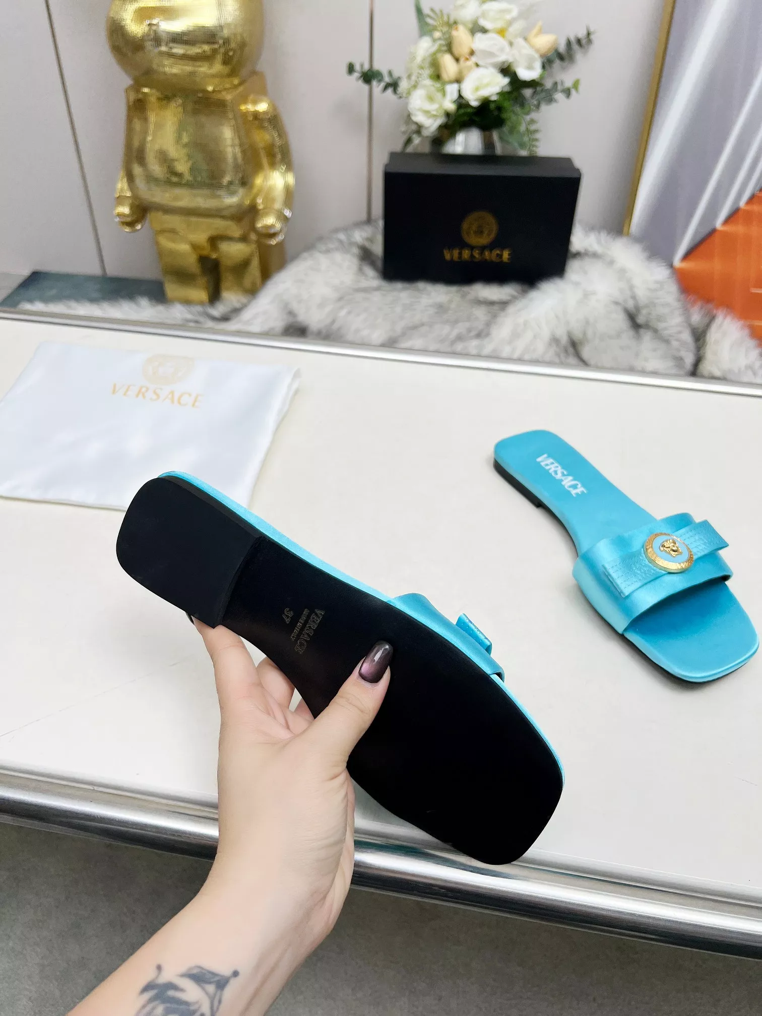Versace Slippers For Women Classic 9126