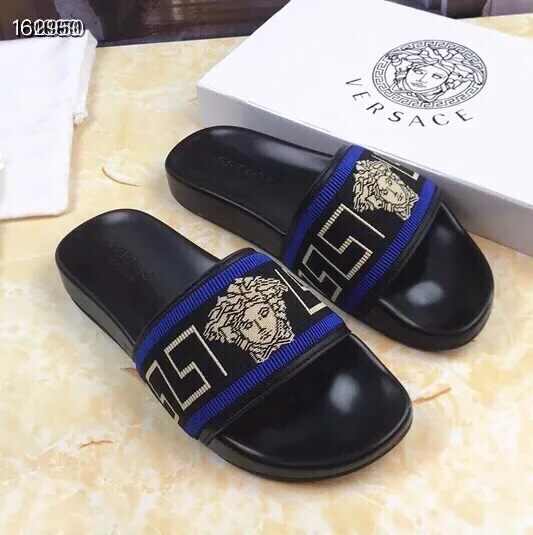 Versace Slippers For Women Durable 447