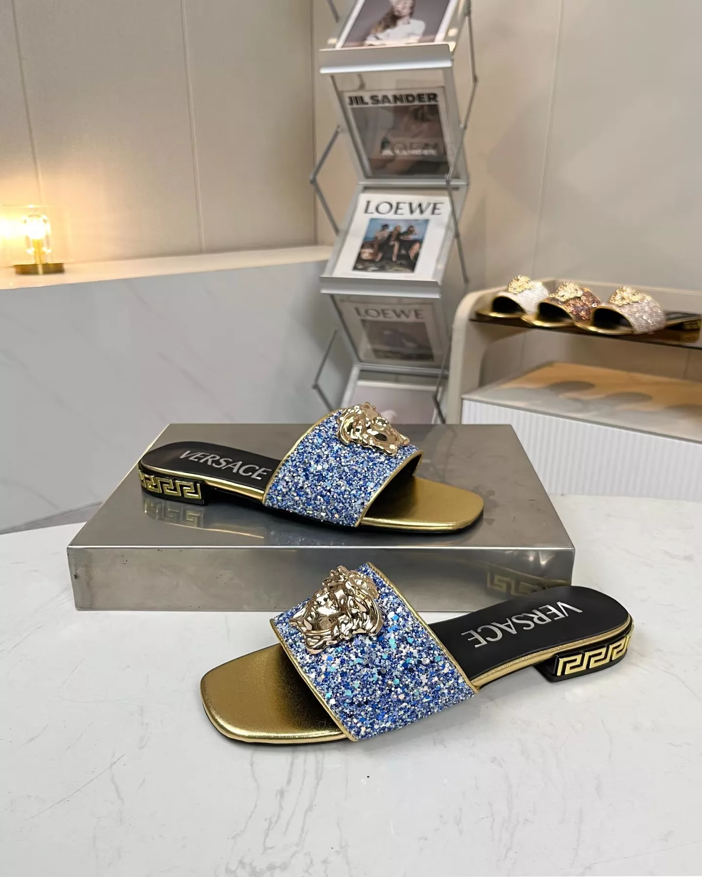 Versace Slippers For Women Fashionable 3643